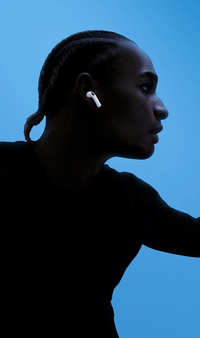 AirPods 4 med åpen passform